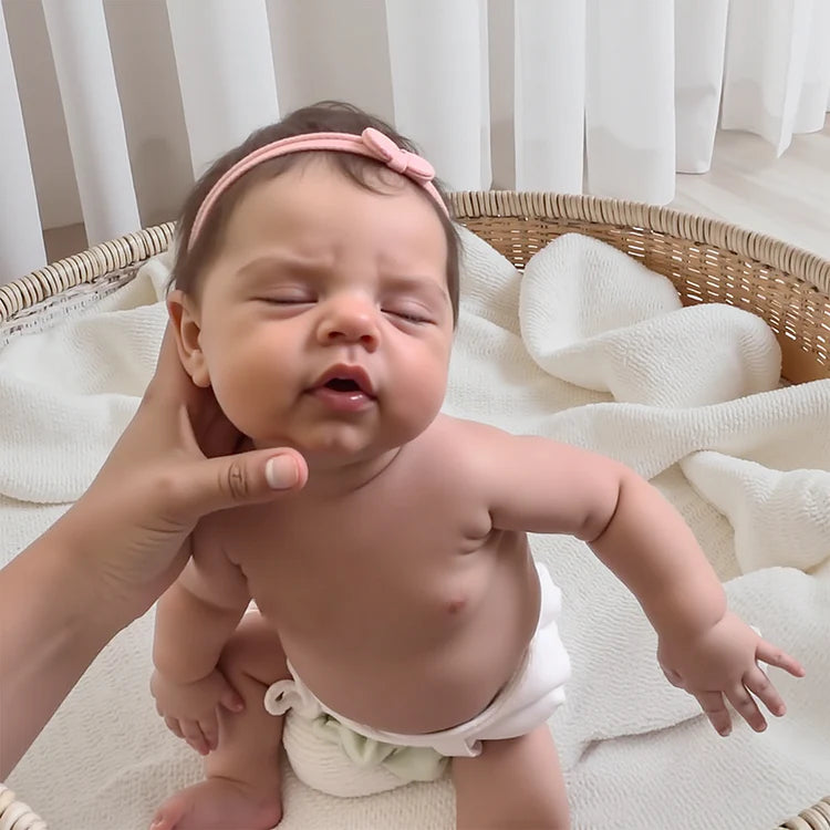 Boneca Bebê Realista de Corpo Inteiro Flexível em Silicone Líquido 12''/16'' – Menino ou Menina (Bover e Fukin), Feita à Mão, Macia e com Aparência Realista – Por Dollreborns®